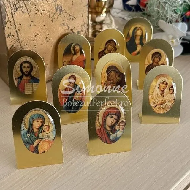 Marturii cu iconițe pe postament